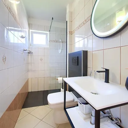 Adria Danka Apartment