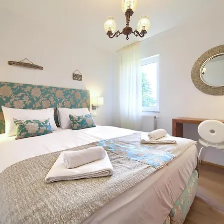 Adria Danka 公寓 *