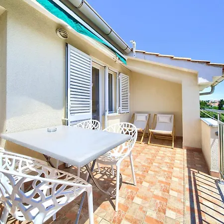 Adria Danka Apartament Krk Town