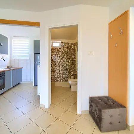 Adria Danka Apartment *