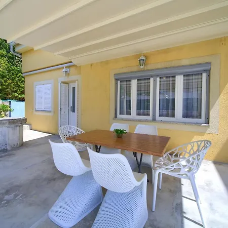 Apartament Adria Danka