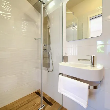 Daire Adria Danka Krk Town