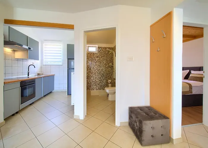 Adria Danka Apartament *